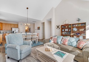 Bear Trap Dunes townhouse with sports courts & pools, dog-friendly