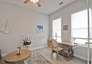 Beautiful 4 Bed/4 Bath home 1.5 miles from Bethany Beach