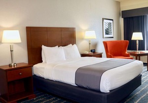 Best Western Fostoria Inn & Suites