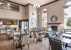 Best Western Plus North Canton Inn & Suites