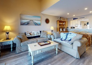 Bethany Bay Condo Overlooking the Bay w/Shared Pool, Private W/D, WiFi