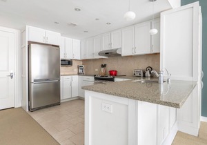 Bright Penn Quarter 1BR w/W/D, Gym, Doorman, nr. Metro, by Blueground