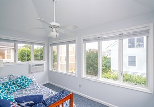 CASA SERENDIPITY - 7BD & 4.5BA - Sleeps 16 - Steps from the Beach! *Dog Friendly*