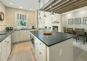 Charming Guesthouse In The Center of Historic Downtown Lewes