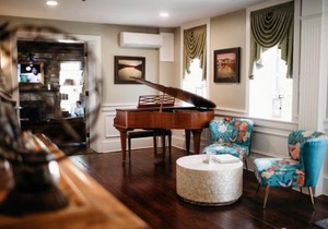 Chimney Hill Estate Inn