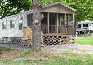 Circle M Camping Resort Screened Park Model