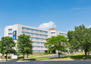 Comfort Inn & Suites BWI Airport