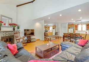 Community Indoor Pool Tannersville Townhome