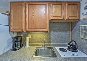 Condo w/Pool Access on Wildwood Crest Beach!