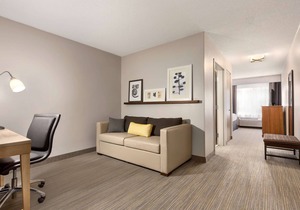 Country Inn & Suites by Radisson, Dahlgren-King George, VA