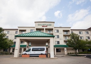 Courtyard by Marriott Cincinnati Airport