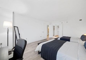 CozySuites Beachfront 2BR 3BA Condo