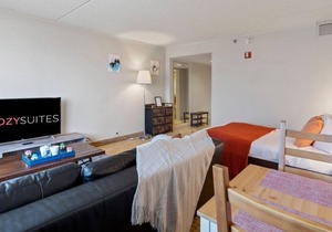 CozySuites Showboat Bold Beachside Suite 24