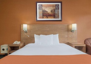 Days Inn by Wyndham Columbus Fairgrounds