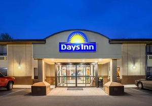 Days Inn by Wyndham Iselin Woodbridge