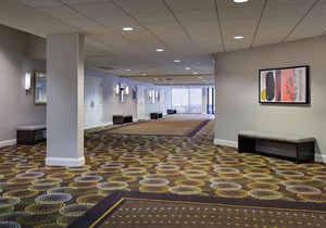 DoubleTree by Hilton Fairfield Hotel & Suites