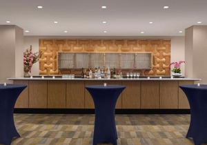 DoubleTree by Hilton Fort Lee/George Washington Bridge