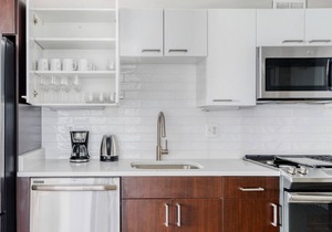Dreamy Crystal City 2BR w/Gym & Concierge, steps to Metro, by Blueground