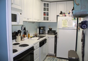 Efficiency with charming coastal cottage deco