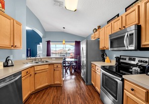 EV 2710 - 5 Bed 3 Bath Villa with Screened Pool with Spa, Games, Kids Bedroom