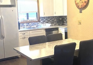FALL FOLIAGE,PRIVATE DECK- GRIL FREE 3d NIGHT,FREE INDOOR POOL & SPA,FREE PARKIN