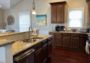 Family Friendly w/Gameroom in great central location - OCNJ Historic District