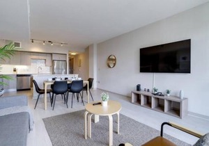 Fantastic 2BR Condo At Crystal City With Rooftop