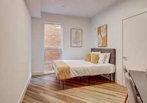 Frontdesk | 1BR Apt by East Fairmount Park