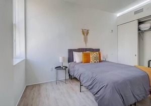 Frontdesk | Beautiful Studio near Downtown