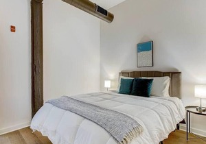 Frontdesk | Modern 1 BR in Northern Liberties