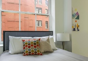 Frontdesk | Prime Location | Downtown Studio Apt