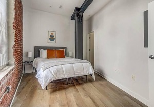 Frontdesk | Stylish 1 BR near Downtown