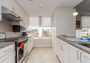 Fully Furnished 2 Bedroom Apartment in Washington DC by RedAwning
