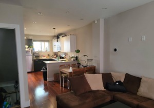 Fully renovated 2 Bedroom private house in Brewerytown
