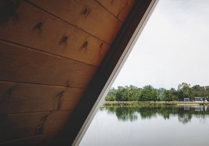 Glamplyfe Nature Experience: A-Frames on Lakefront L14