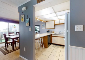 Ground-Floor, Bayside Condo with Patio, WiFi, Central AC, W/D & Shared Pool