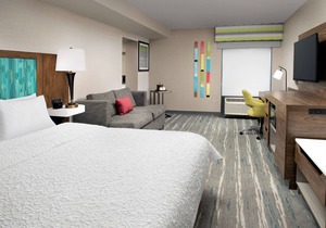 Hampton Inn College Park
