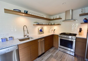 Historic Cottage Overlooking Twilight Lake - Walk To Beach And Bay Head Village