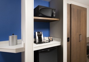 Holiday Inn Express & Suites Baltimore - BWI Airport North, an Ihg Hotel