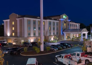 Holiday Inn Express and Suites Dickson City