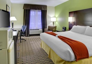 Holiday Inn Express & Suites Cross Lanes
