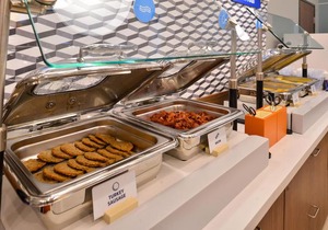 Holiday Inn Express & Suites Baltimore - BWI Airport North