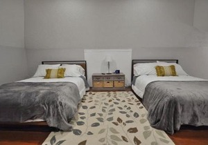 Housepitality - Franklinton Farmhouse- 4 Bedrooms