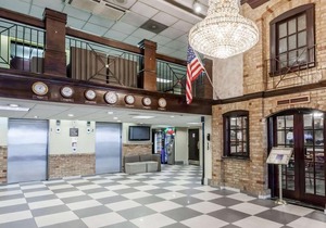 Howard Johnson by Wyndham Newark Airport