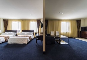 John Hotel