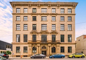 Kasa | Atrium Studio in East Liberty Neighborhood | The Maverick