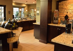King Suite | Free Daily Breakfast and Parking