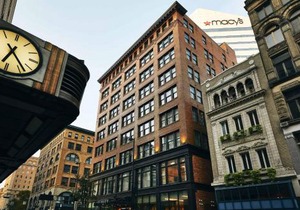 Kinley Cincinnati Downtown, a Tribute Portfolio Hotel