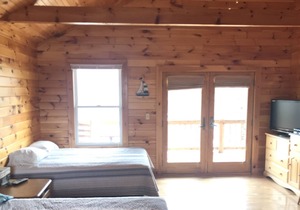 Lakeview Cabin at Marina on Dale Hollow Lake near Standing Stone State Park