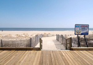 LINENS & DAILY ACTIVITIES INCLUDED*!. The Grande at Canal Pointe Community! Enjoy your beach vacation with this beautifully furnished brand new 3 bedroom and 2 bath condo located on the 2nd floor new to our inventory!
